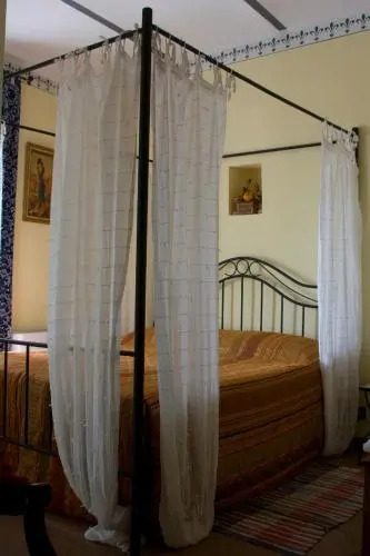 Arco Dei Nobili