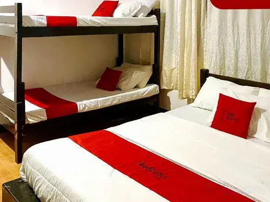 Reddoorz @ Nena's Hotel Dagupan City