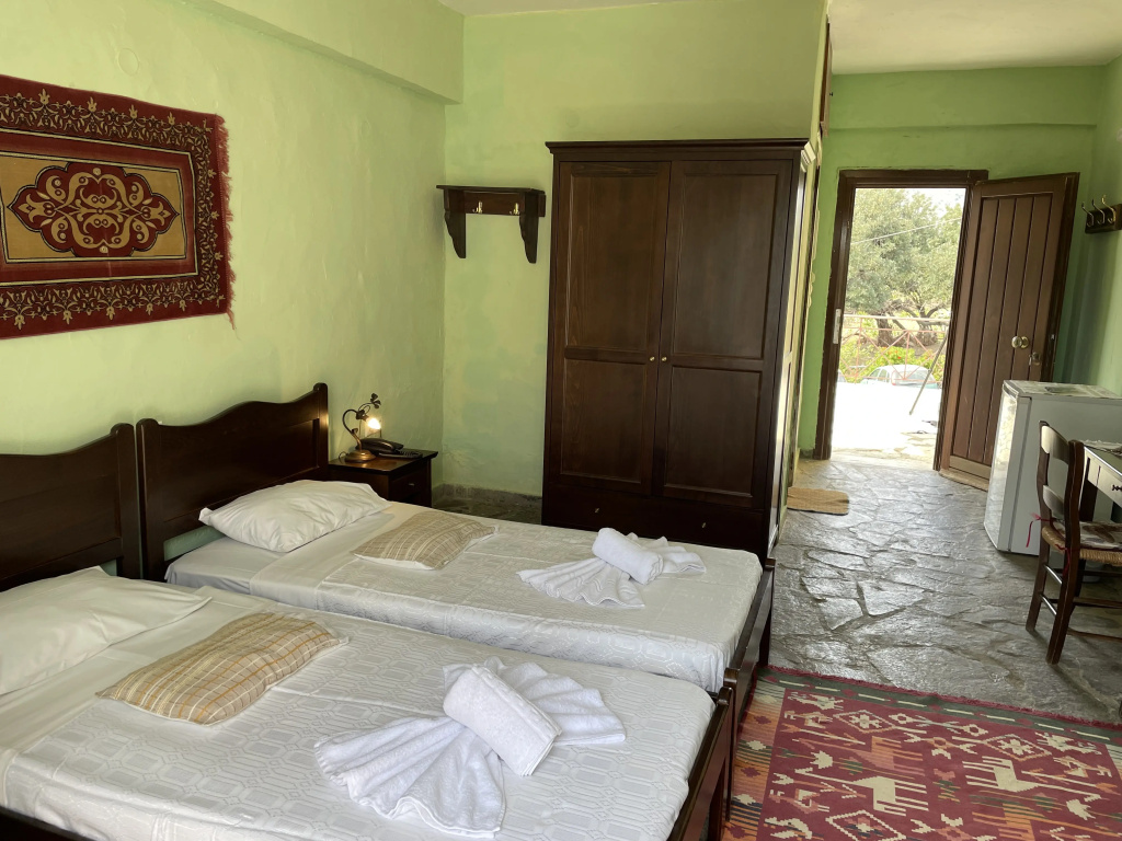 Arolithos Traditional Village Hotel