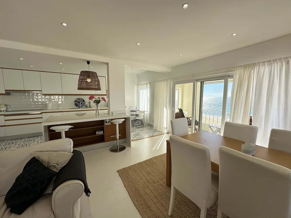 Sea View Quarteira Apartment