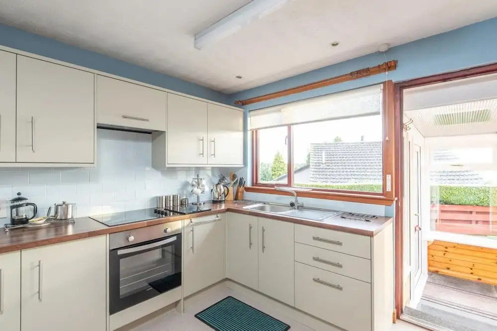 2 Bed Home With Private Garden in the Highlands