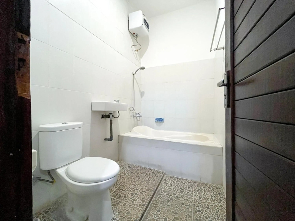 Adi surya guest house