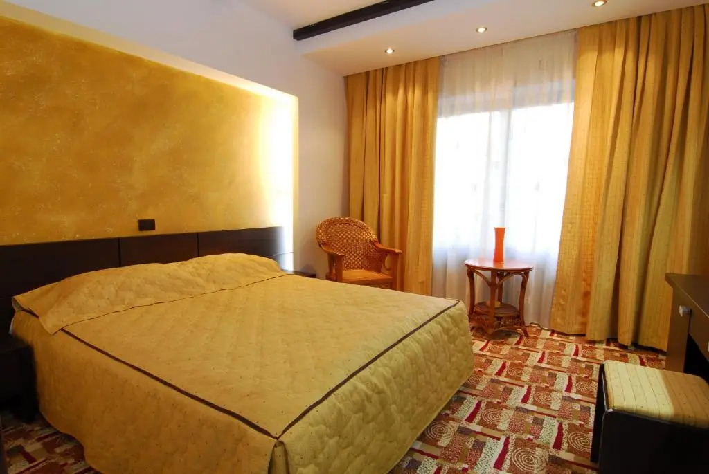 Casa Iris-Hotel & Restaurant