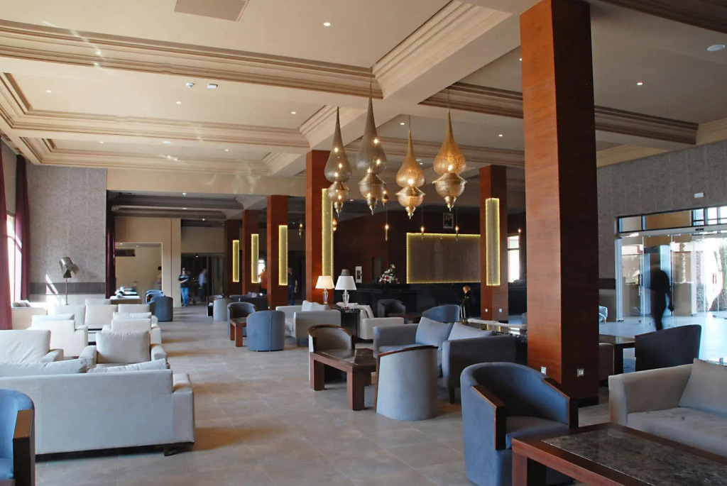 Oasis Palm Hotel