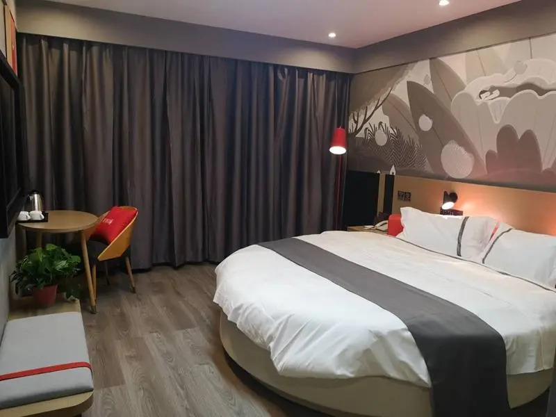 Thank Inn Hotel Henan Luohe Yancheng District Zhonglou Square