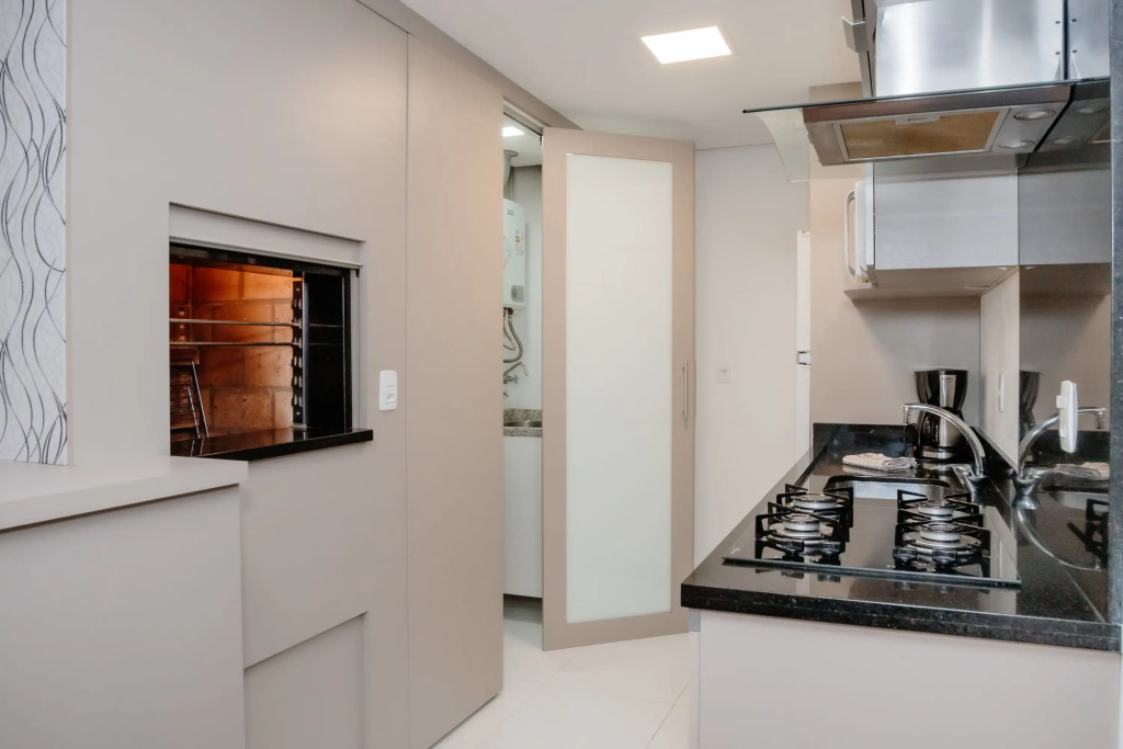 Apartamento charmoso e iluminado em bairro nobre de Gramado