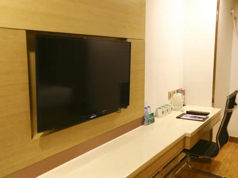 Greentree INN High Tech Zone Shandong University B