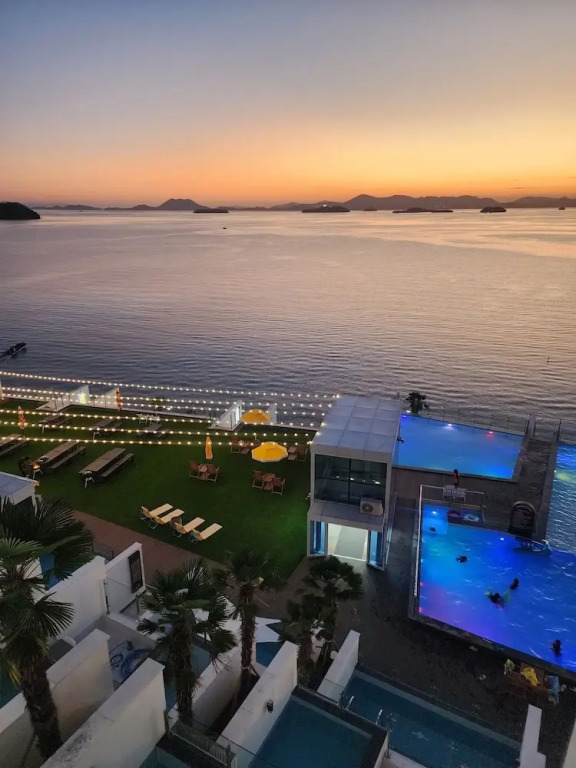 Hemirion Pool Villa&Resort