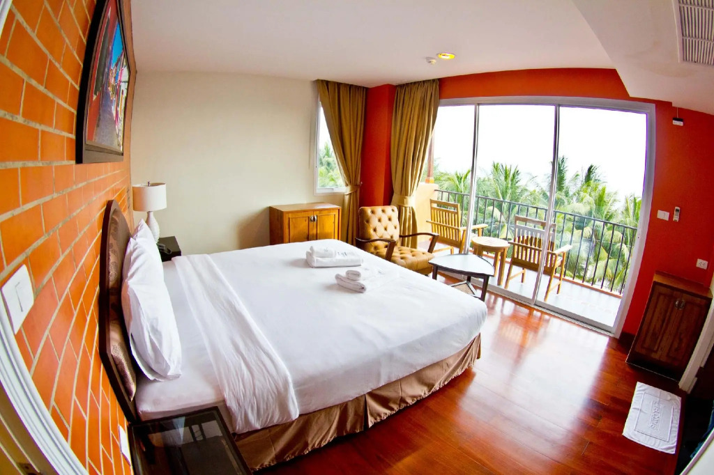 The Sea Bangsaen Hotel