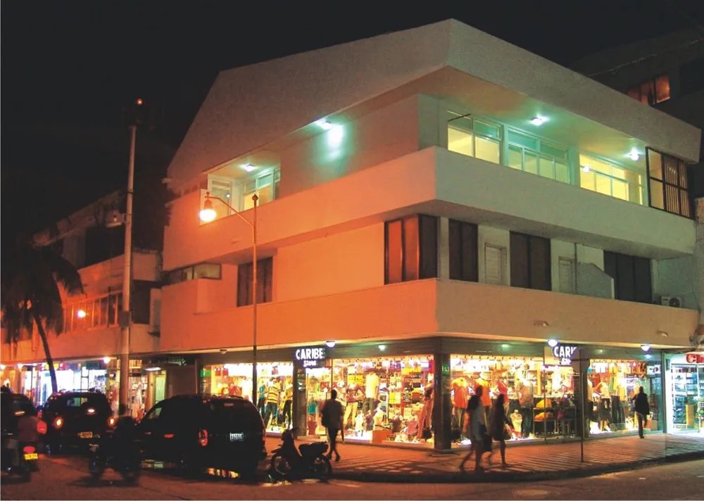 Apartamento VIP a 1 cuadra de playas y peatonal
