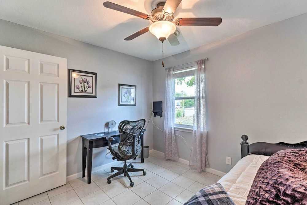 6 Mi to Fort Hood: Killeen Home w/ Yard & Patio