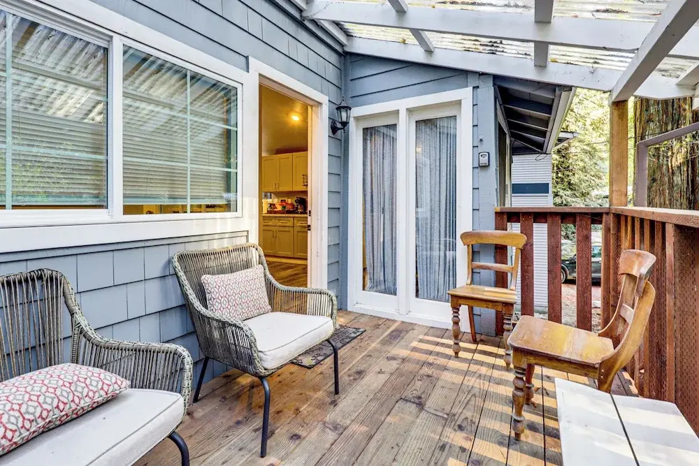 Russian River Retreat! Woodsy Guerneville Bungalow