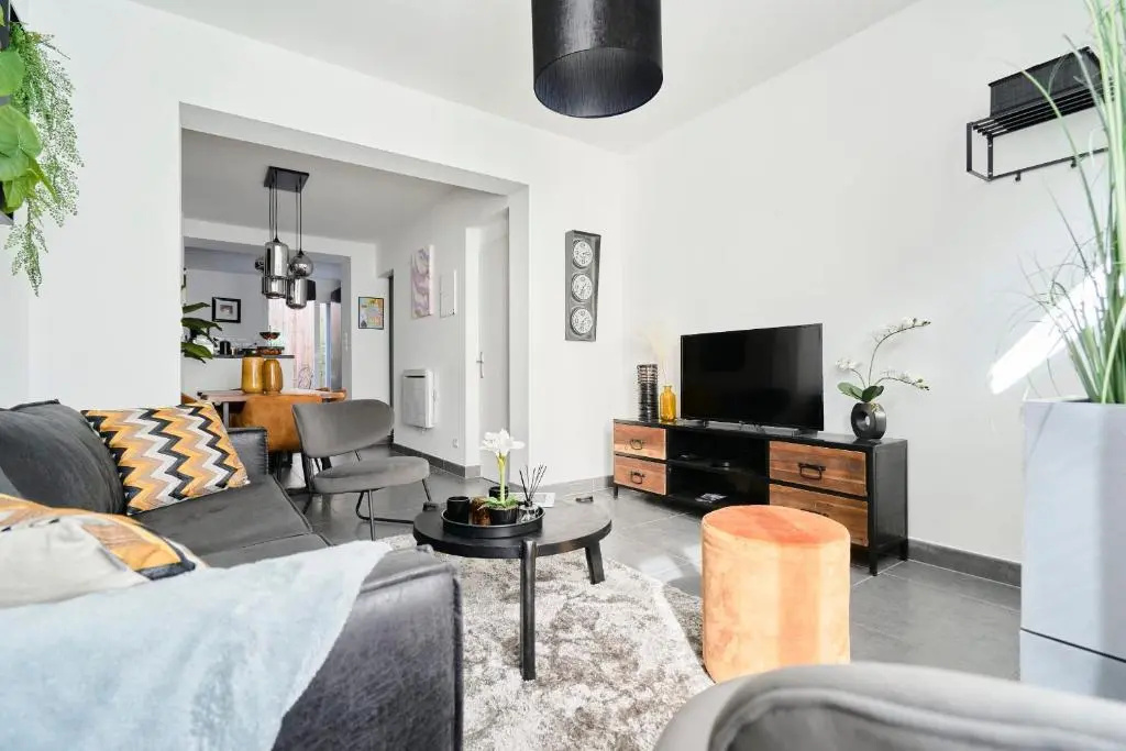 Beautiful house at the heart of Lomme nearby Lille center - Welkeys