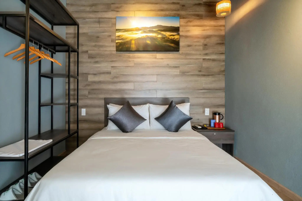 Bach Duong Hotel