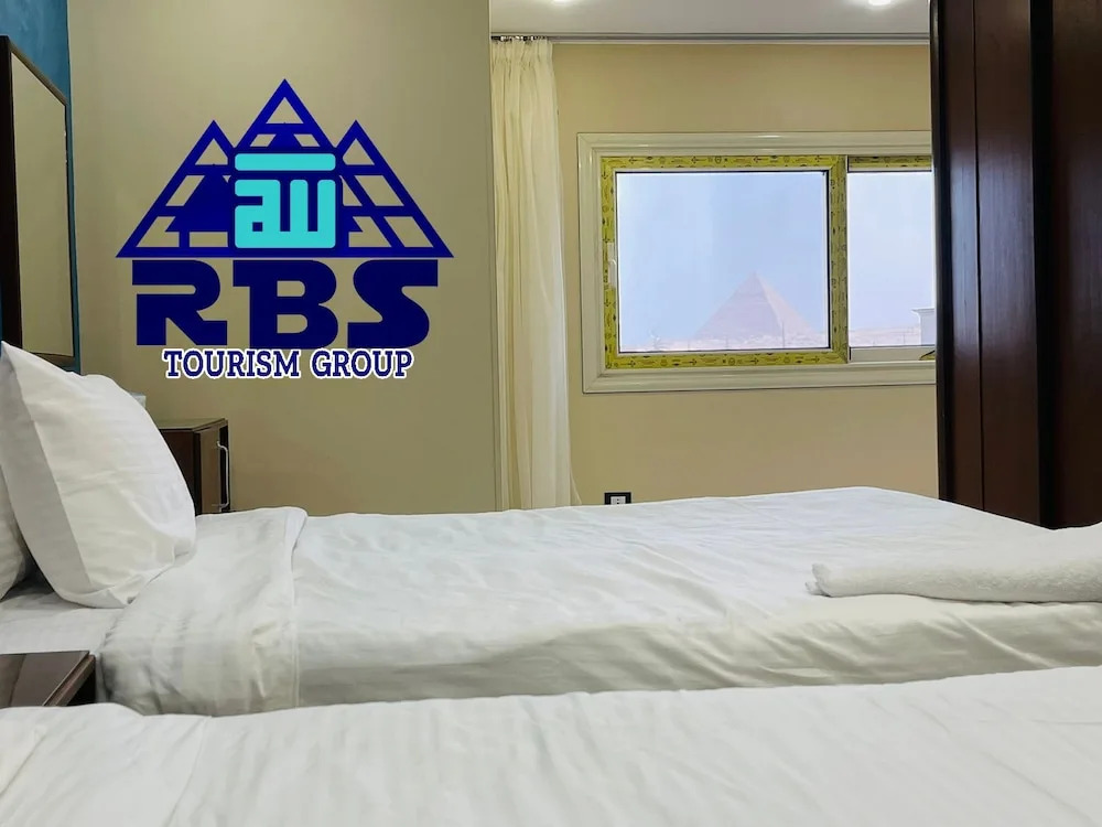 King tout pyramid