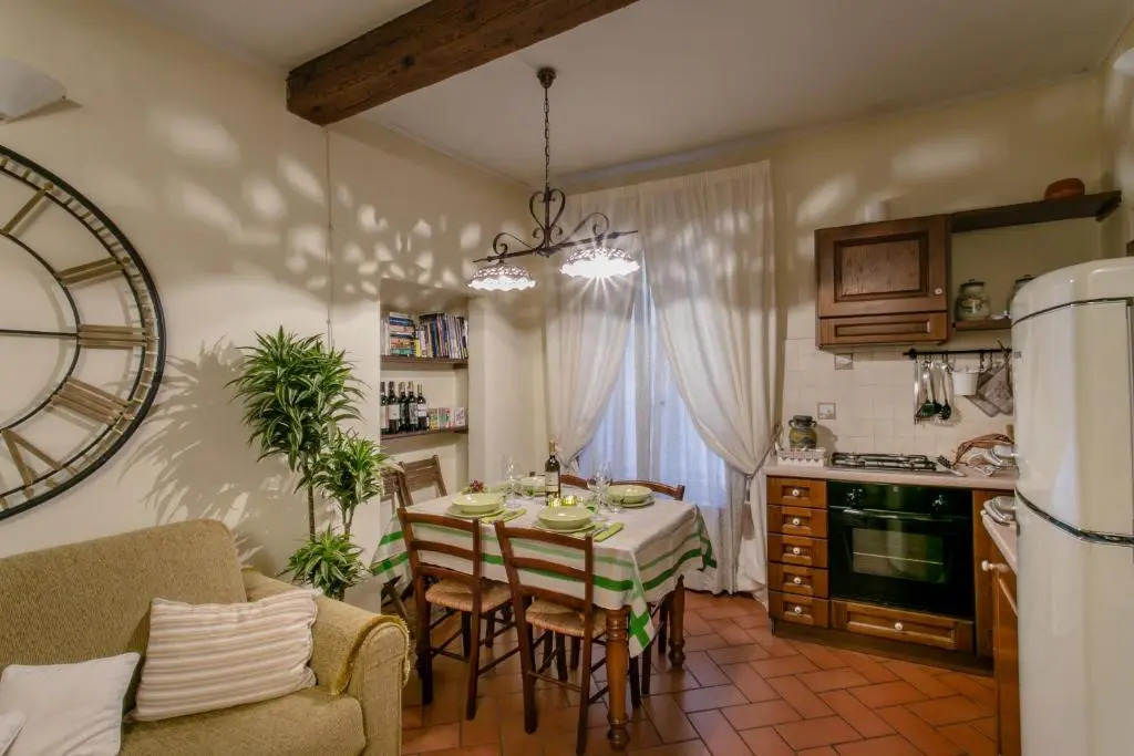Florence Tower Apartment