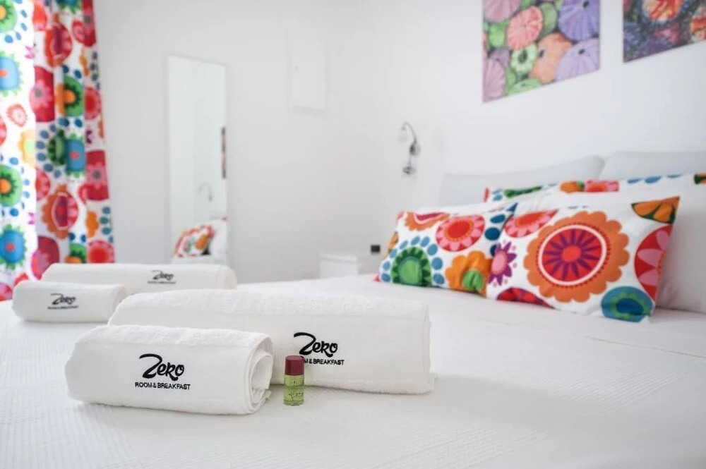 Room & Breakfast Zero
