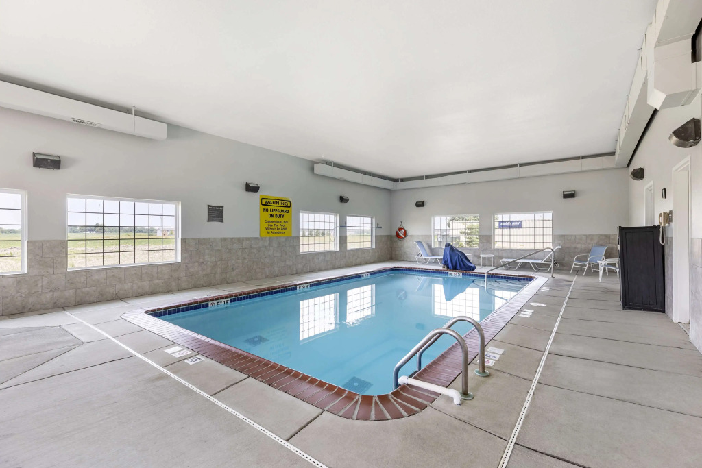 Best Western Plus MidAmerica Hotel