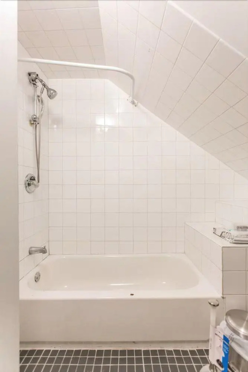 Unique Wrigleyville Gem