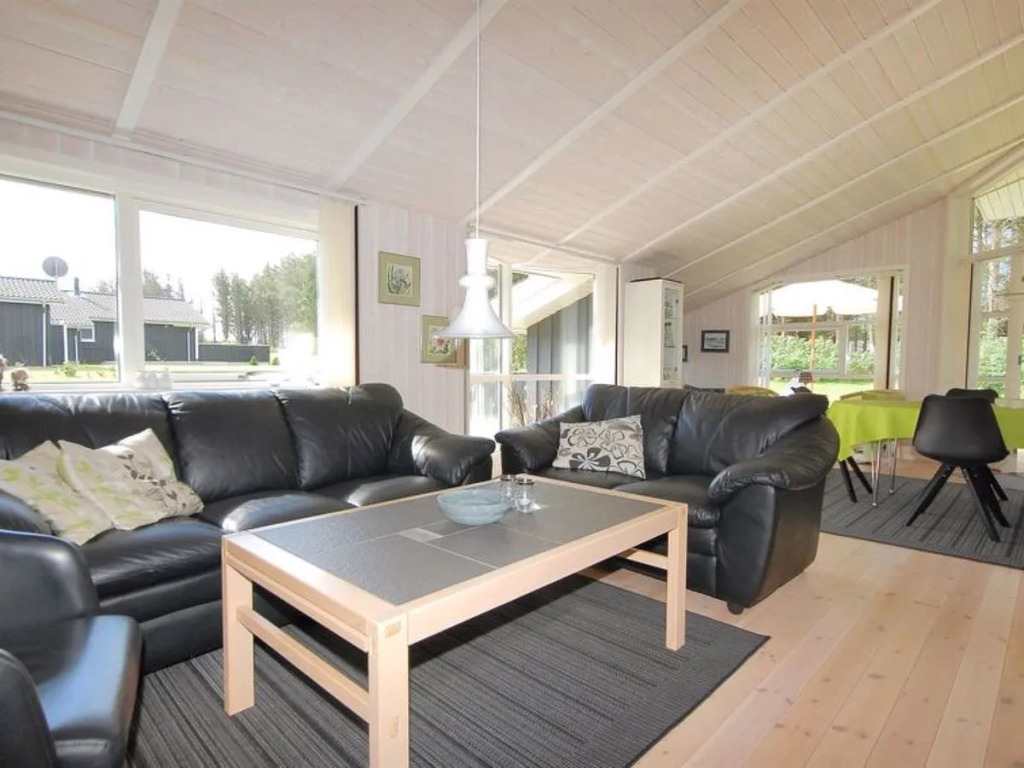 "Vivina" - 700m from the sea in NW Jutland