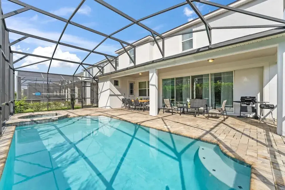Luxury 10br Resort Villa w Pool 10min to Disney