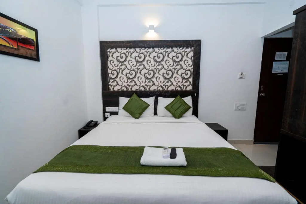 Hotel Dhruv Palace Bengaluru