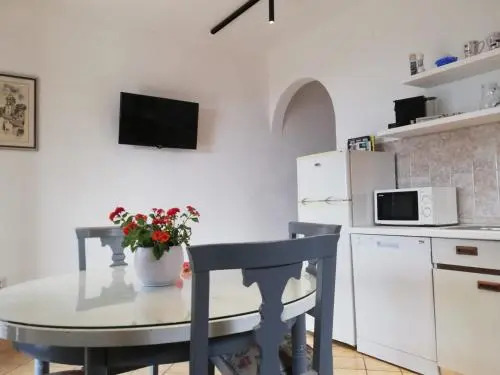 Apartments Podbarje