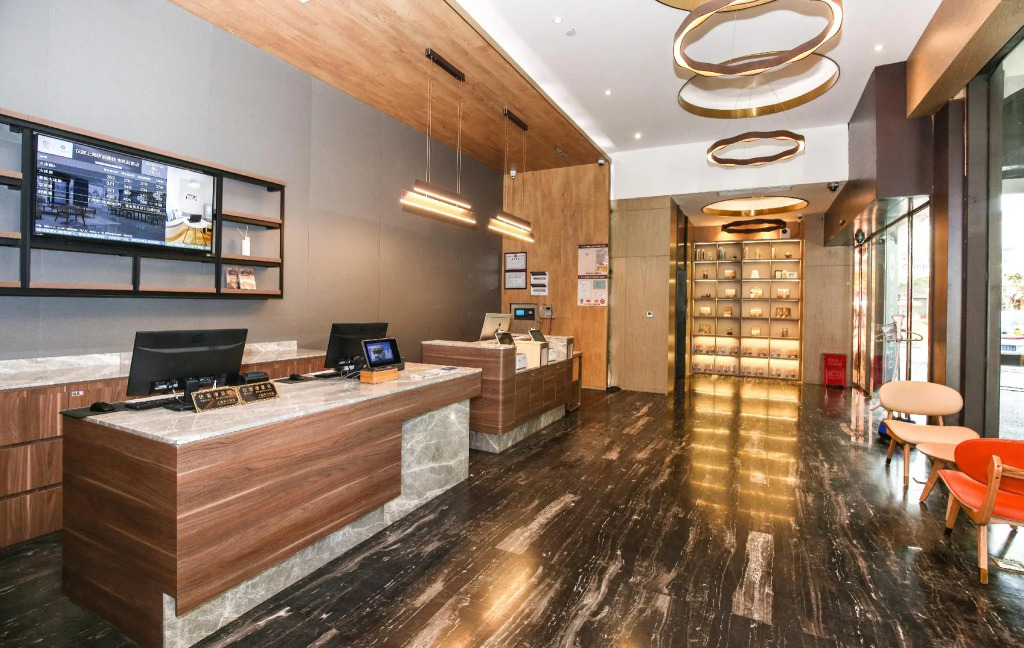 Hanting Hotel Shanghai South Shanxi Road Subway Station