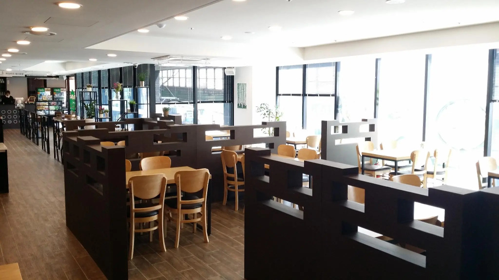 CS Premier Hotel