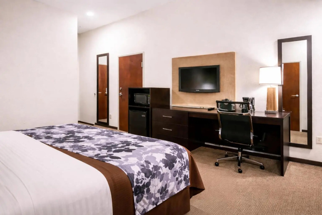 Sleep Inn & Suites Marion - Military Institute