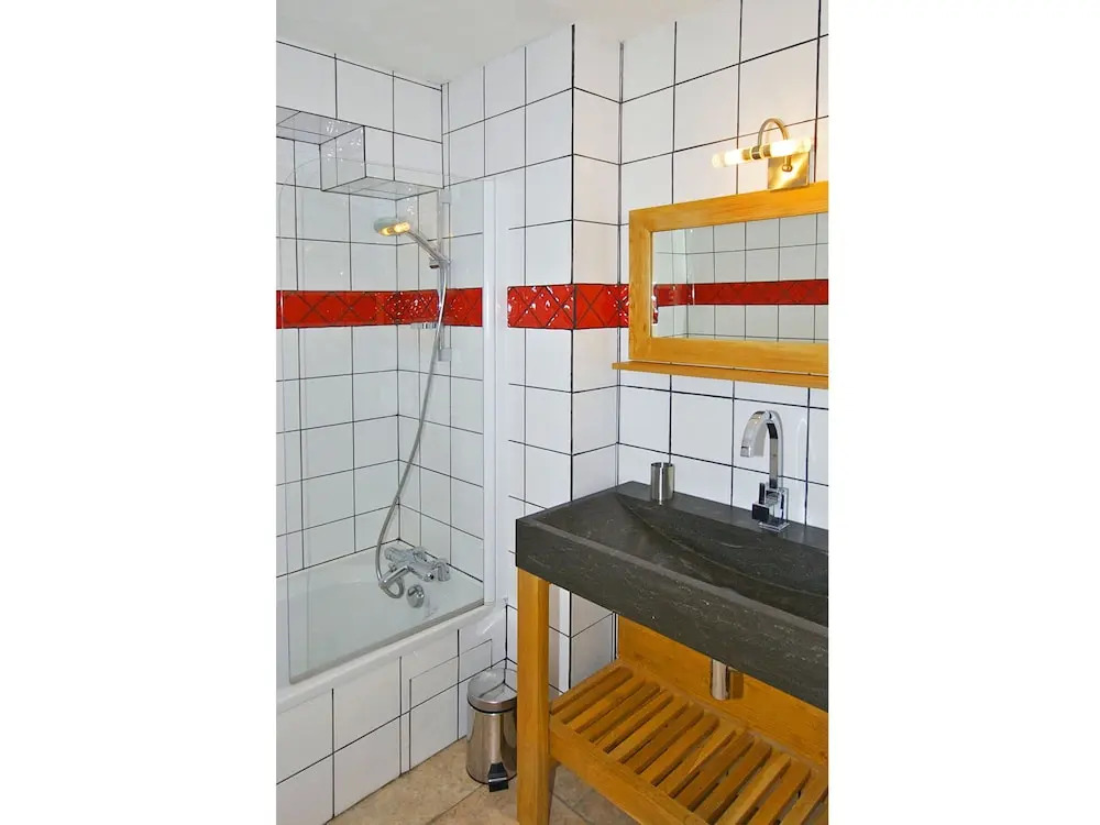 Pretty Chalet With Sauna & Skiing Nearby