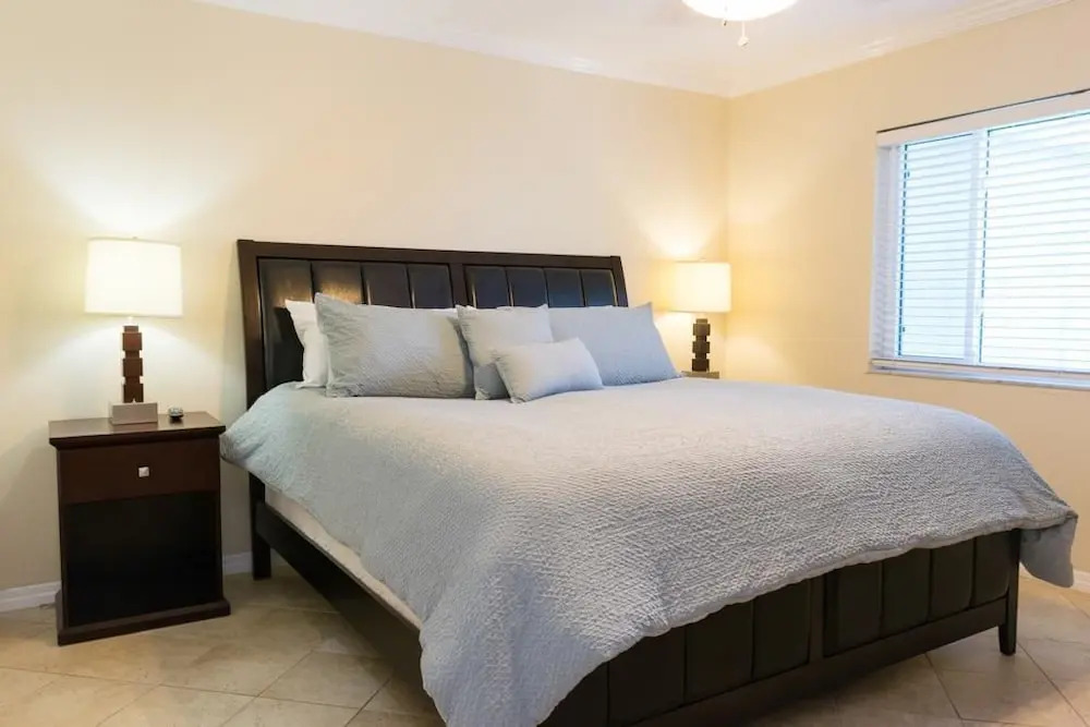 Palm Cay 5