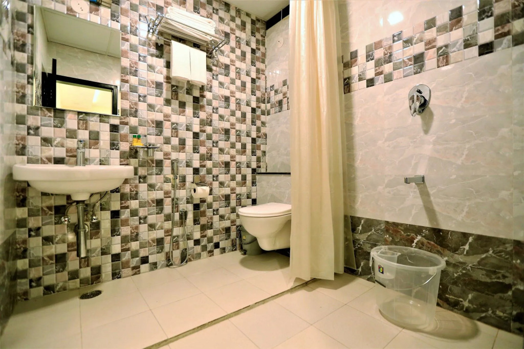 FabHotel Corporate Crown - Nr Jyoti Nivas University