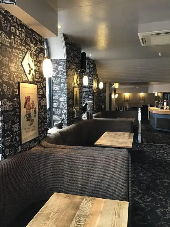 The George Hotel