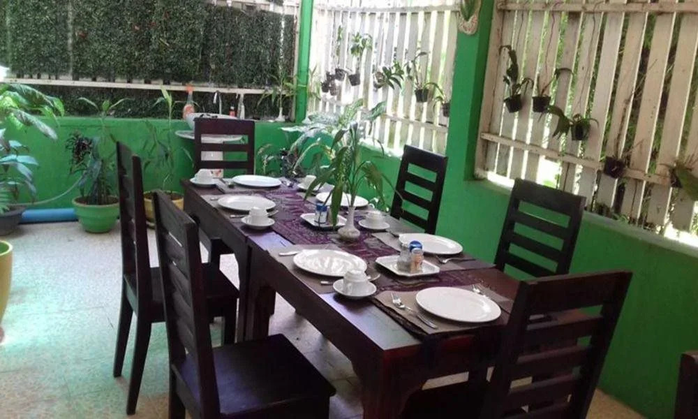 Lao Home Hotel