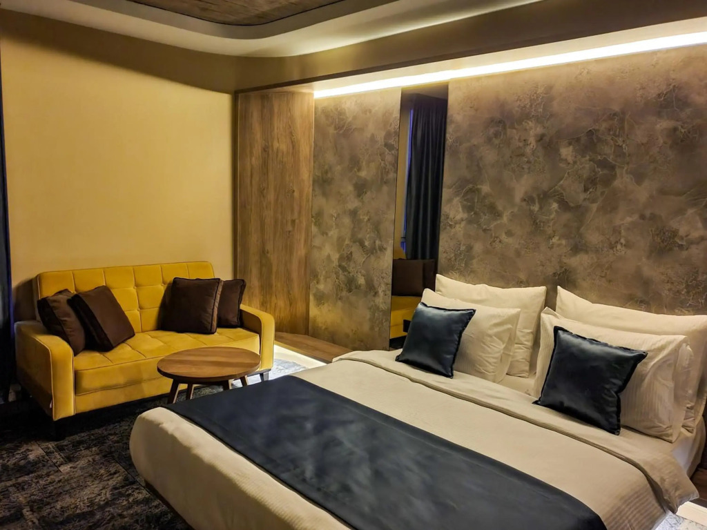 Hotel City Code