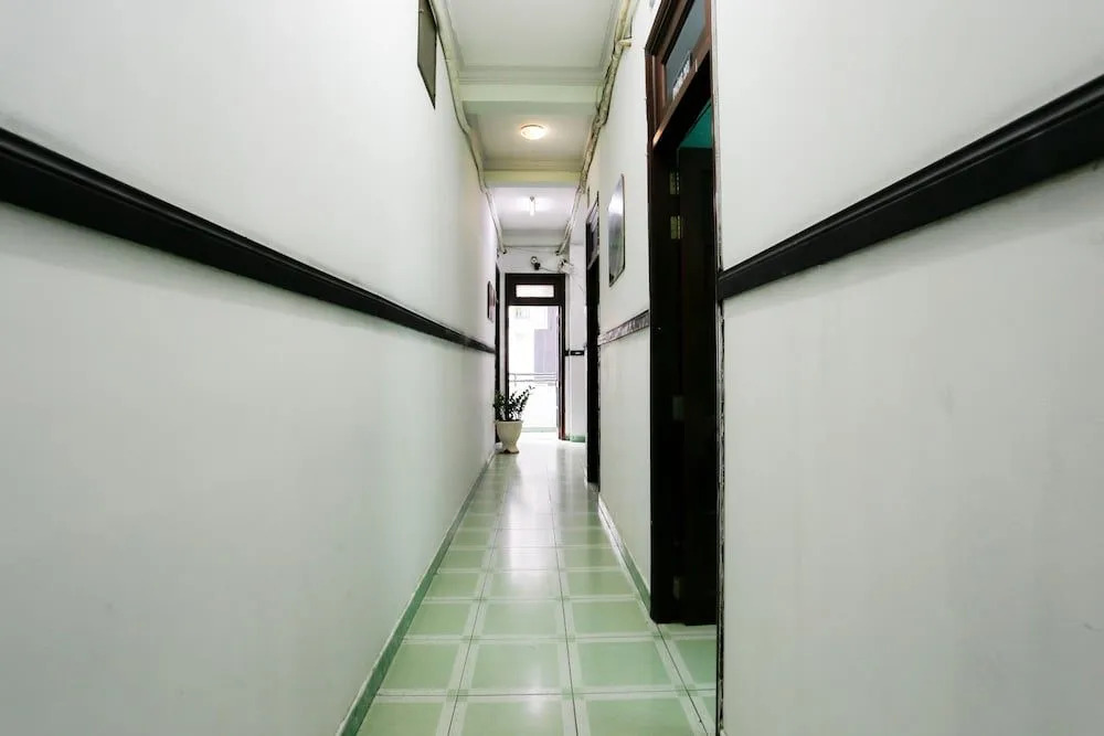 OYO 1140 Hong Luc Hotel