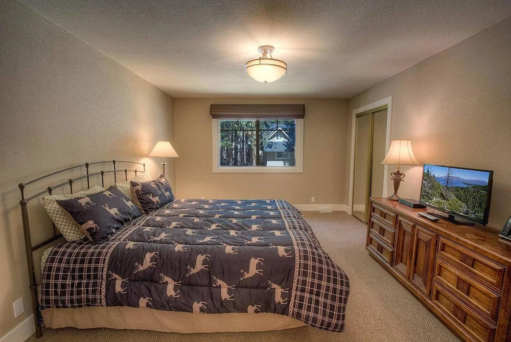 Fernandez Hideaway by Lake Tahoe Accommodations