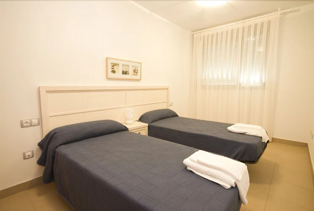 Apartamentos Playa Romana Low Cost 3000