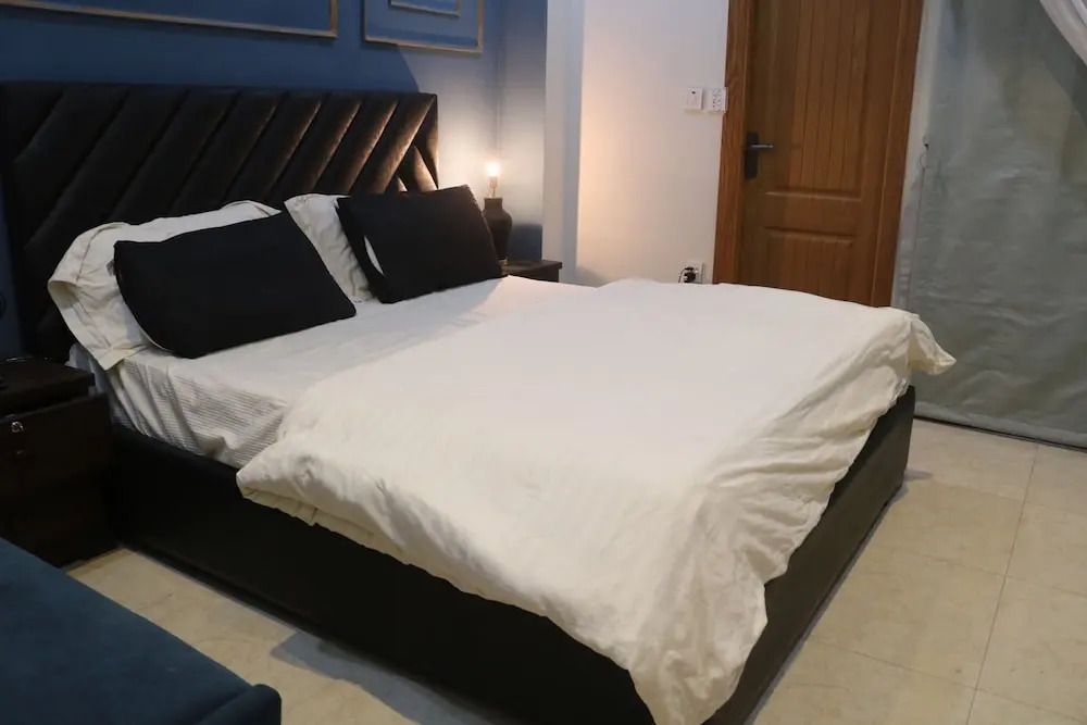 Sab Hotel & Residences