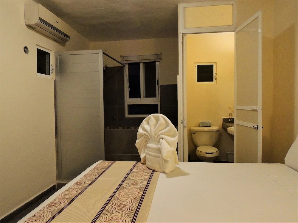 Maya Suites By LHMG