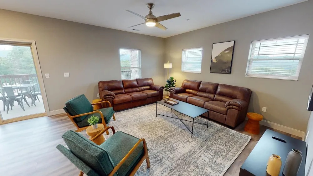 Viewpoint Condominiums