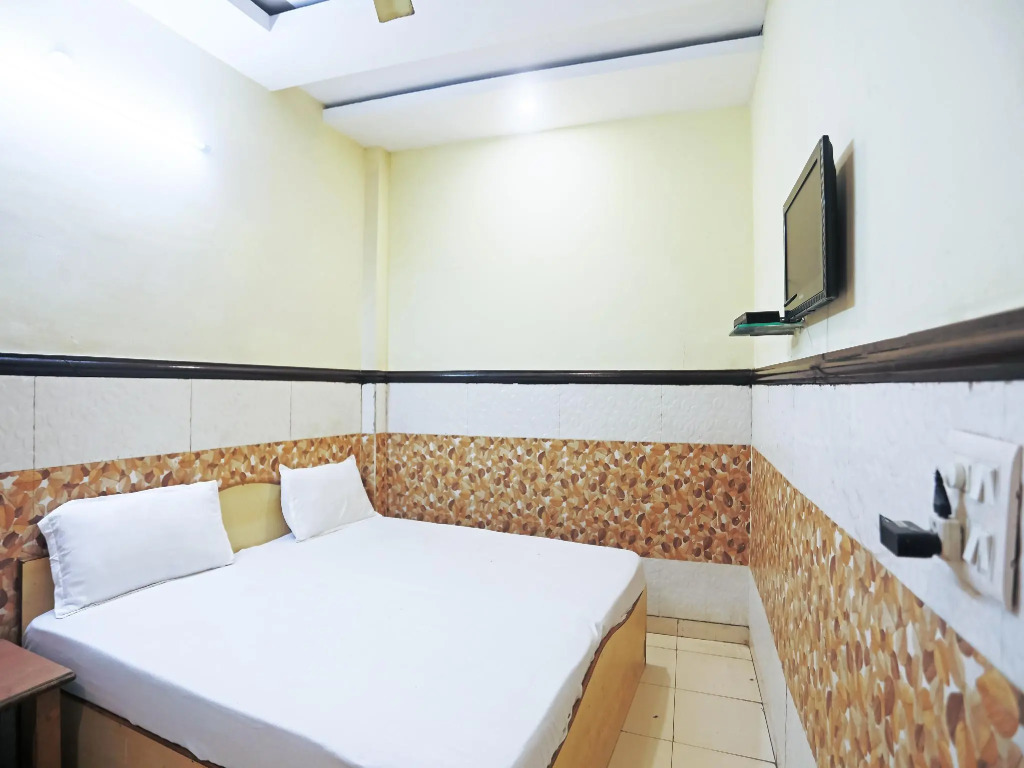 SPOT ON 37452 Kataria Guest House