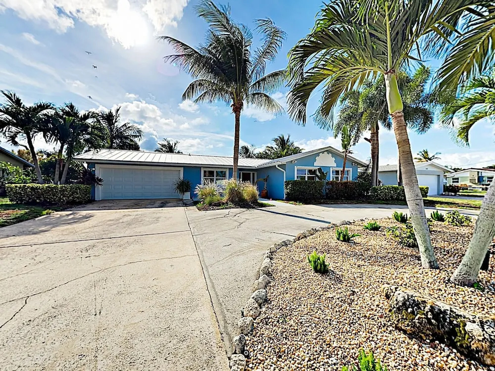 4003 Bradenton - 3 Br Home