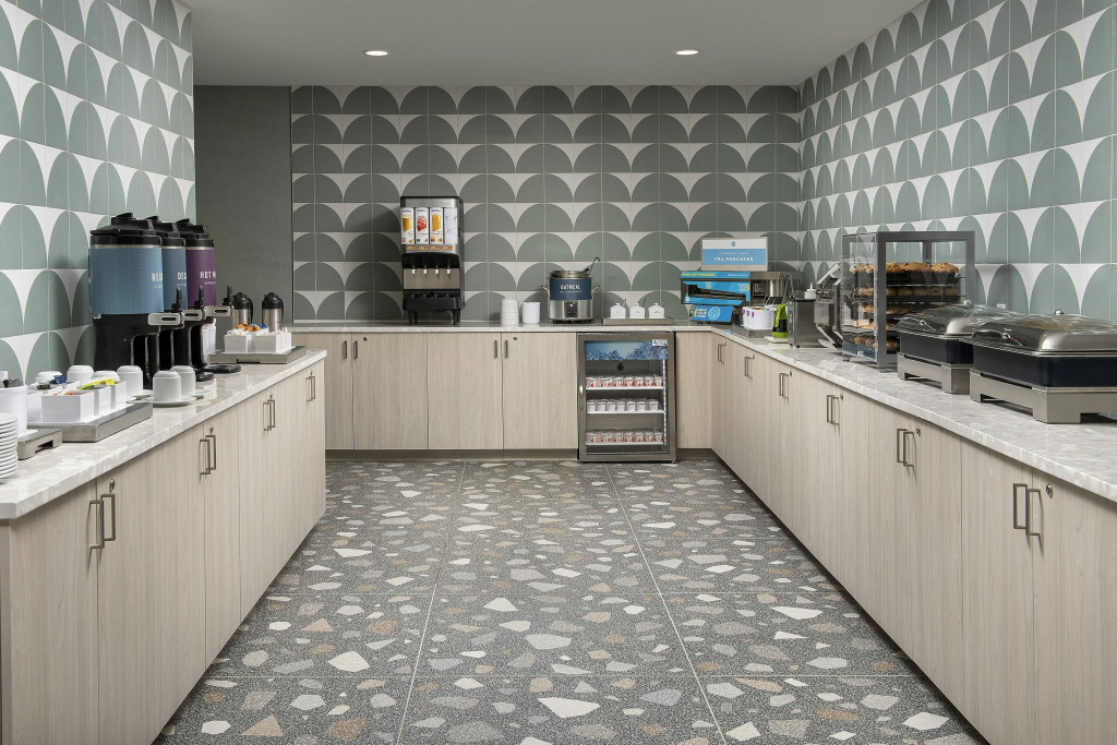 Home2 Suites By Hilton Miami Airport South Blue Lagoon