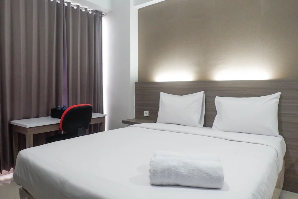 Luxurious and Vibrant Studio Room Apartment at Taman Melati Surabaya