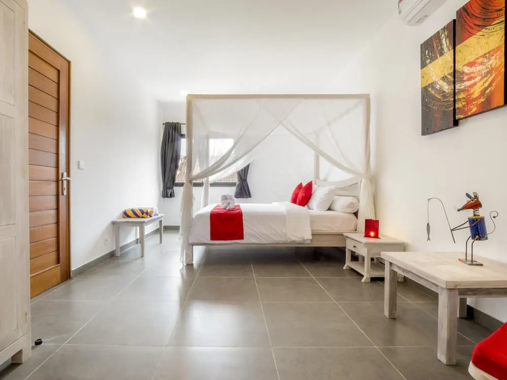 Villa Wiana by Villa Finder