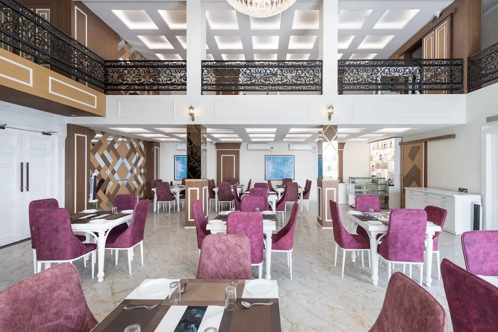 Mosaic Hotel