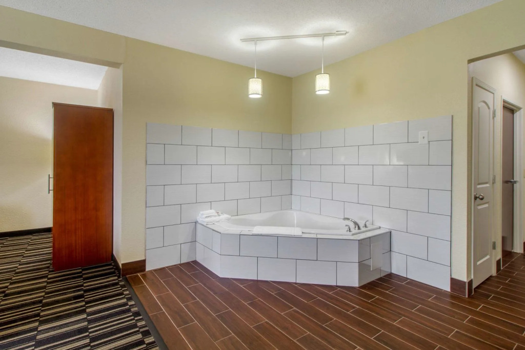 Comfort Suites Danville