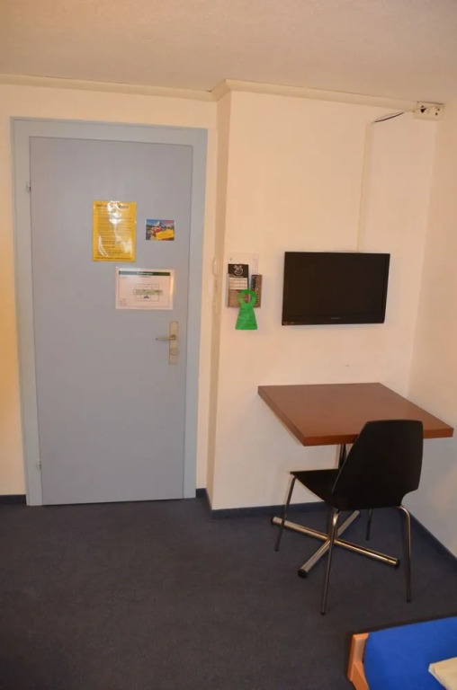 Hirschen Backpacker-Hotel & Pub